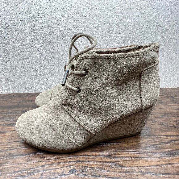 Toms Suede Wedge Lace Up Ankle Booties Women's Size 7 - Picture 1 of 12